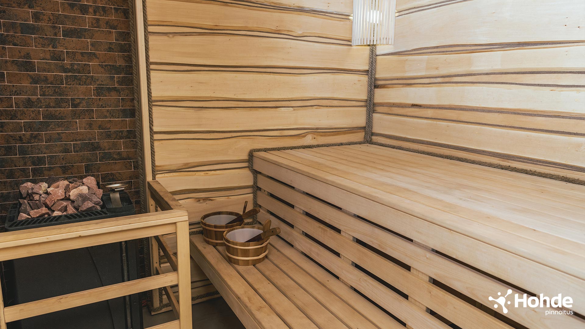Saunan laattojen puhdistus ja huolto – ammattilaisen vinkit ja neuvot