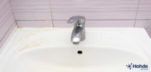 punahometta lavuaarissa